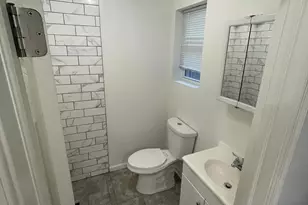 2042 Dennie St, Philadelphia, PA 19140 - Photo 10