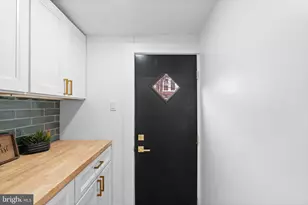 5725 Hunter St, Philadelphia, PA 19131 - Photo 14