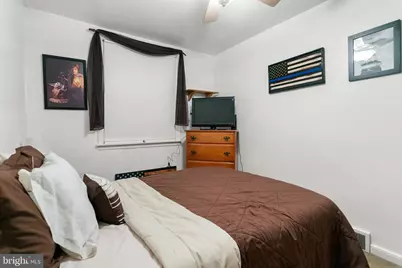 4245 J Street, Philadelphia, PA 19124 - Photo 16