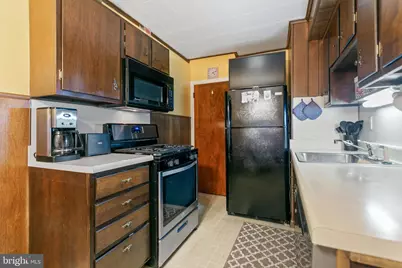 4245 J Street, Philadelphia, PA 19124 - Photo 10