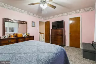 4245 J St, Philadelphia, PA 19124 - Photo 14