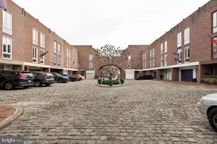 500 Pine St, Philadelphia, PA 19106 - Photo 32