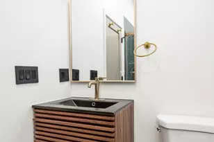 1613 N 33rd St, Philadelphia, PA 19121 - Photo 16