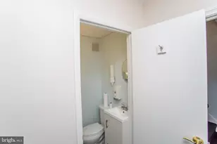 313 S 16th St, Philadelphia, PA 19102 - Photo 56