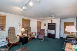 313 S 16th St, Philadelphia, PA 19102 - Photo 52