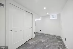 335 Belgrade St, Philadelphia, PA 19125 - Photo 12