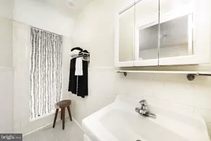 1229 Chestnut St, Philadelphia, PA 19107 - Photo 20