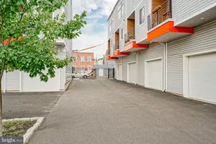 2016 Blair St, Philadelphia, PA 19125 - Photo 4