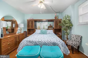 811 Lawler St, Philadelphia, PA 19116 - Photo 14