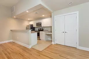 1100 Spruce St, Philadelphia, PA 19107 - Photo 10