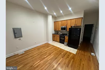 627 S 10th Street #1ST FLOOR, Philadelphia, PA 19147 - Photo 2