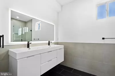 516 Pierce Street, Philadelphia, PA 19148 - Photo 20