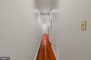 1828 Green St, Philadelphia, PA 19130 - Photo 18