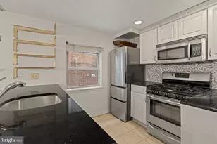 1828 Green St, Philadelphia, PA 19130 - Photo 22