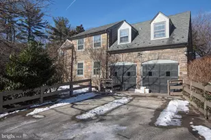 3508 Warden Dr, Philadelphia, PA 19129 - Photo 2