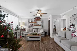 3656 Salina Rd, Philadelphia, PA 19154 - Photo 4