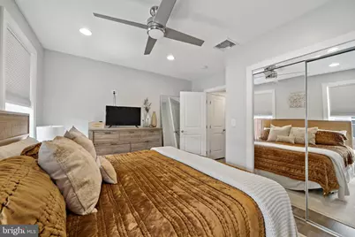 1225 Tree Street, Philadelphia, PA 19148 - Photo 18