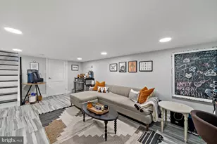 1225 Tree St, Philadelphia, PA 19148 - Photo 10