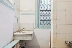 2039 Spruce St, Philadelphia, PA 19103 - Photo 18