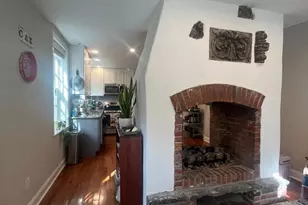 407 Cypress St, Philadelphia, PA 19106 - Photo 4