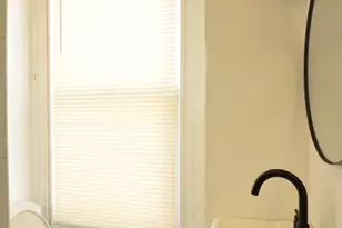 7246 Grays Ave, Philadelphia, PA 19142 - Photo 8