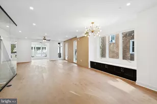 530 E Brinton St, Philadelphia, PA 19144 - Photo 4