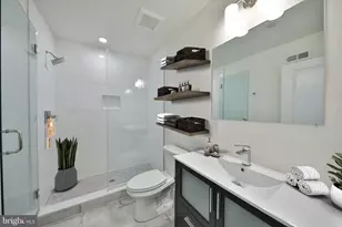 2608 Braddock St, Philadelphia, PA 19125 - Photo 10