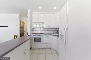 3854 Fairdale Rd, Philadelphia, PA 19154 - Photo 6