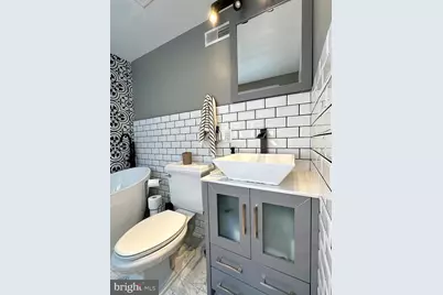 2605 S 17th Street, Philadelphia, PA 19145 - Photo 8