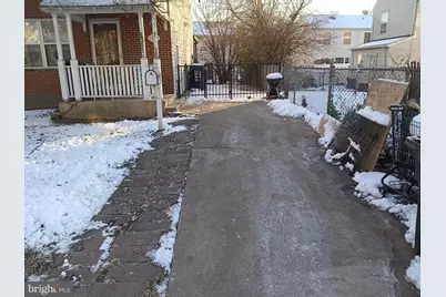 1247 Cambridge Court, Philadelphia, PA 19123 - Photo 2