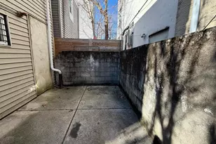 2015 Fernon St, Philadelphia, PA 19145 - Photo 24