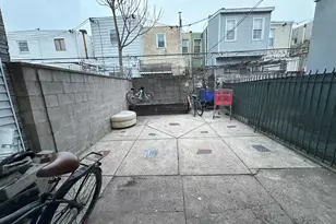 2215 S 9th St, Philadelphia, PA 19148 - Photo 8