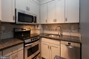 118 S 21st St, Philadelphia, PA 19103 - Photo 4
