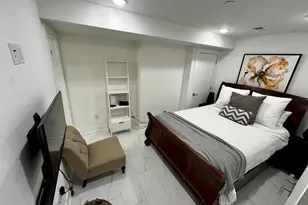 2008 S College Ave, Philadelphia, PA 19121 - Photo 14