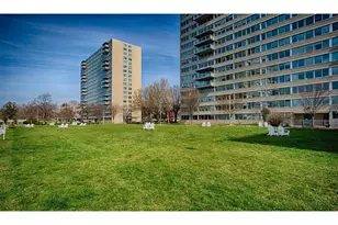 2200 Benjamin Franklin Pkwy, Philadelphia, PA 19130 - Photo 16