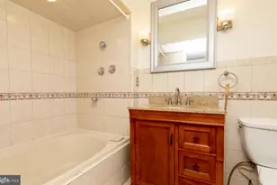 1800 Evarts St, Philadelphia, PA 19152 - Photo 12