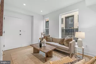 635 7th Street N, Philadelphia, PA 19123 - Photo 16