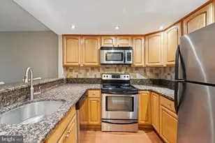 2001 Hamilton St, Philadelphia, PA 19130 - Photo 2