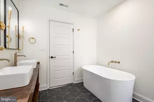 1231 S Markoe St, Philadelphia, PA 19143 - Photo 10