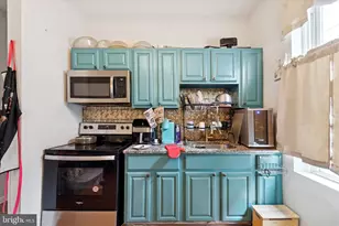 5215 Cedar Ave, Philadelphia, PA 19143 - Photo 16