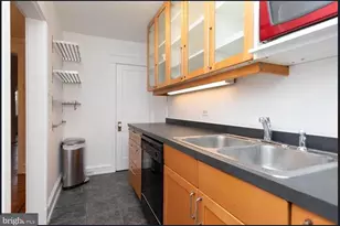 3410 W Penn St, Philadelphia, PA 19129 - Photo 10