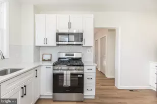 207 Gilham St, Philadelphia, PA 19111 - Photo 20