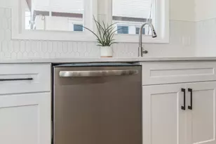 207 Gilham St, Philadelphia, PA 19111 - Photo 26