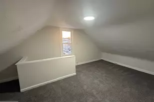 182 E Sharpnack St, Philadelphia, PA 19119 - Photo 8