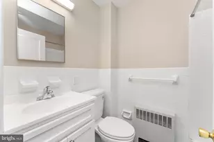 5346 Chew Ave, Philadelphia, PA 19138 - Photo 16