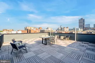 225 N 12th St, Philadelphia, PA 19107 - Photo 14