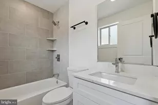 2401 N 2nd St, Philadelphia, PA 19133 - Photo 10