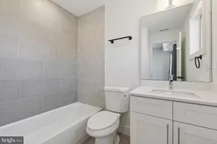 2401 N 2nd St, Philadelphia, PA 19133 - Photo 6