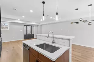 347 E Montana St, Philadelphia, PA 19119 - Photo 10