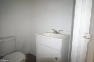 1737 N Aberdeen St, Philadelphia, PA 19131 - Photo 12